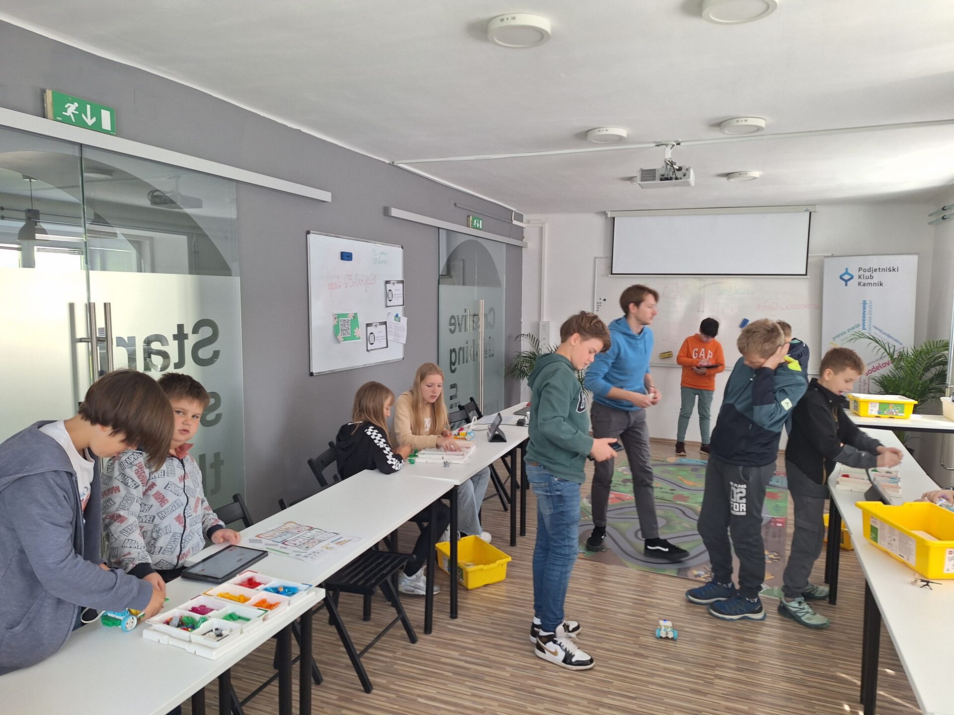 Dig Isi Novice - KIKštarter – Kreativna Industrija Kamnik